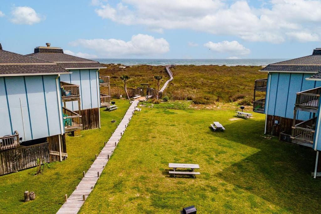 Eleventh Street Villa Port Aransas Exterior photo